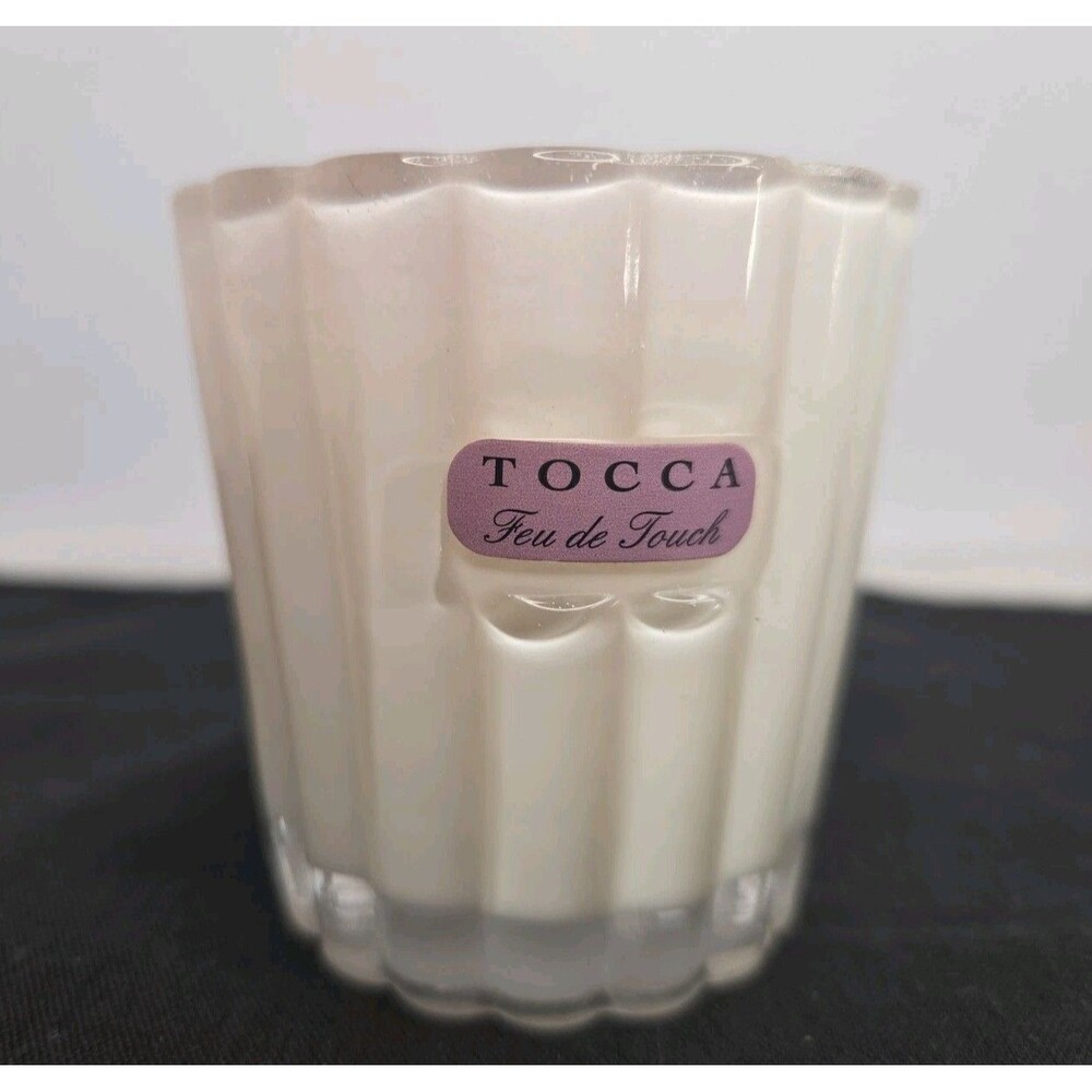 TOCCA Candelina Scented Candle 3 oz Feu de Touch Gardenia Pomegranate Unlit NWOB